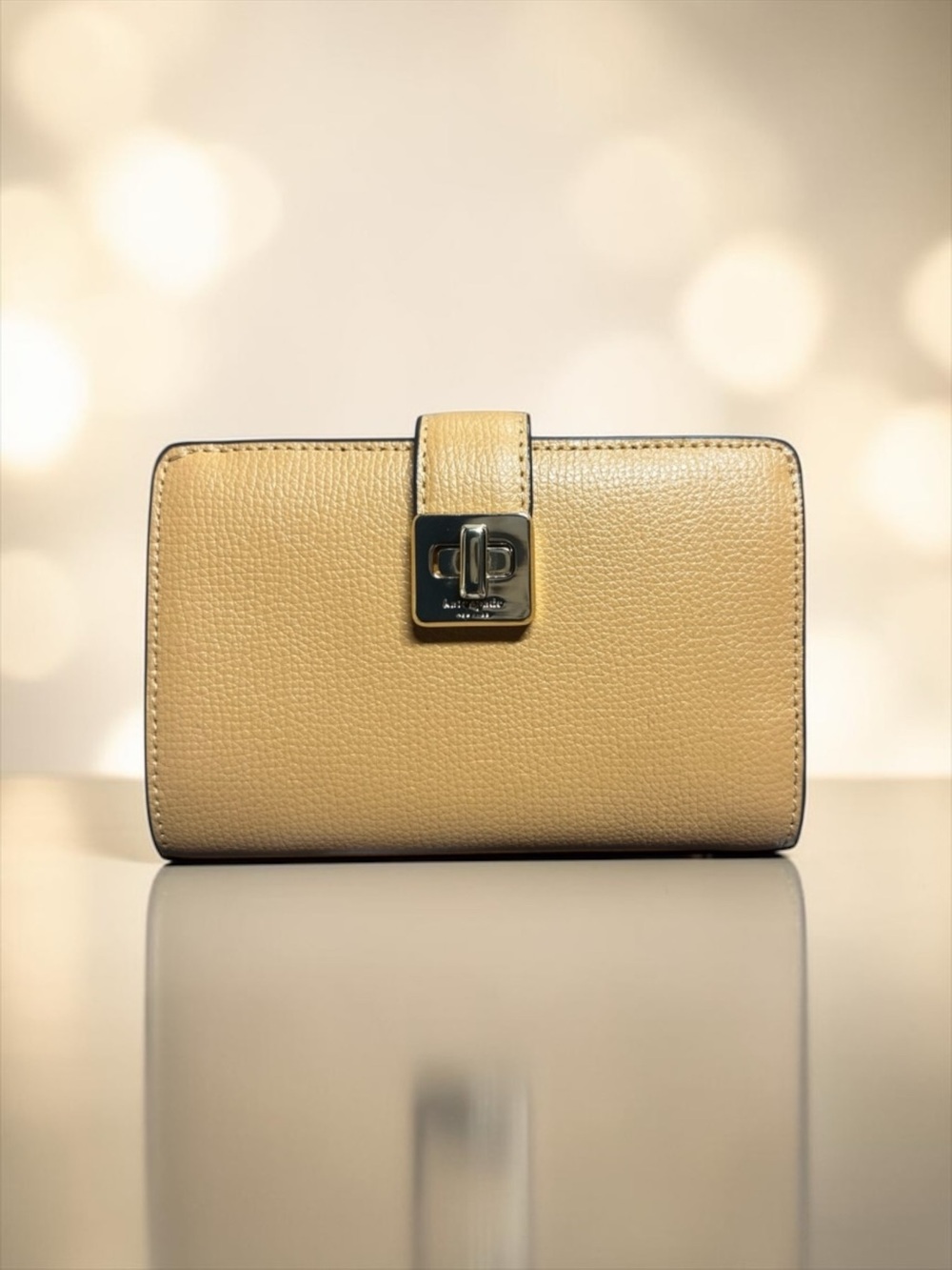 Kate Spade NWOT Phoebe Turn-Lock Medium Women's Wallet